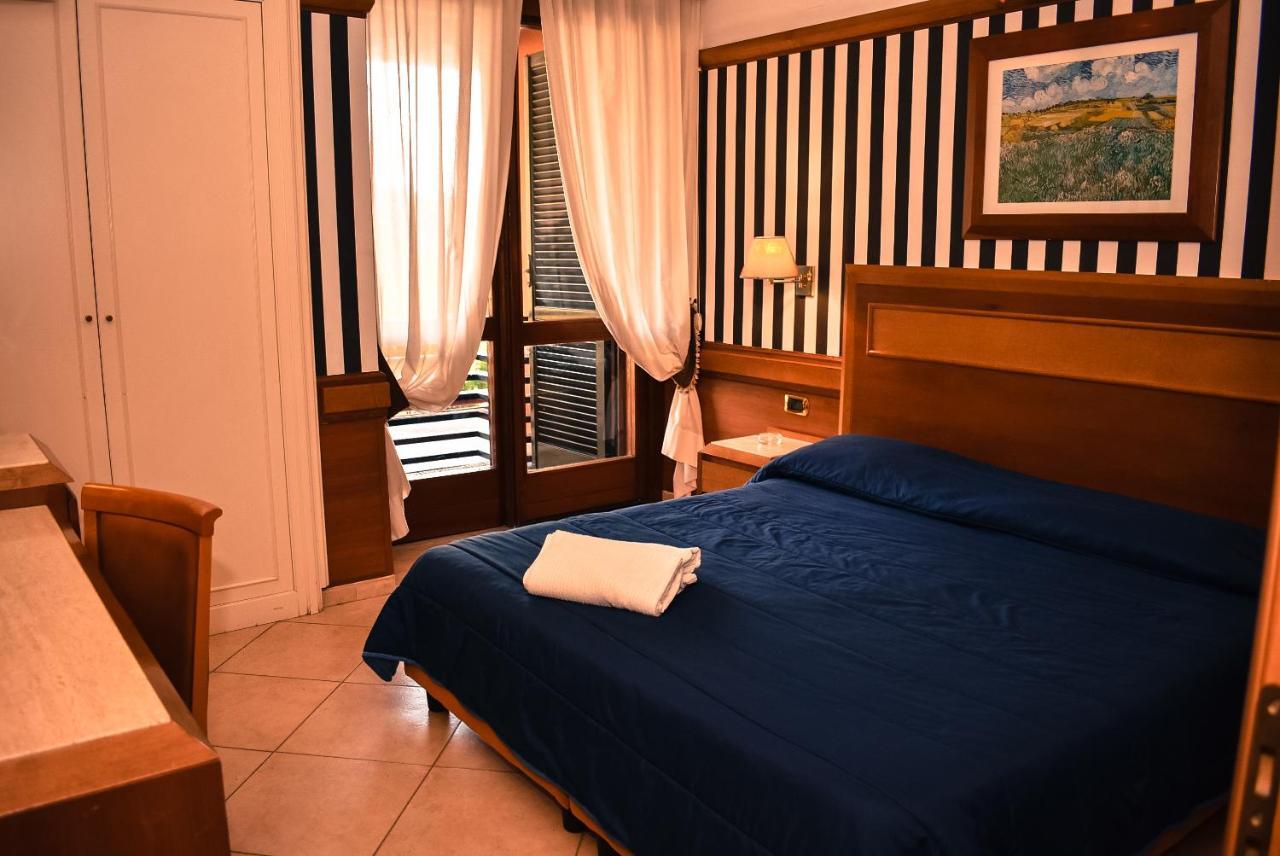 Hotel Miravalle نابولي المظهر الخارجي الصورة